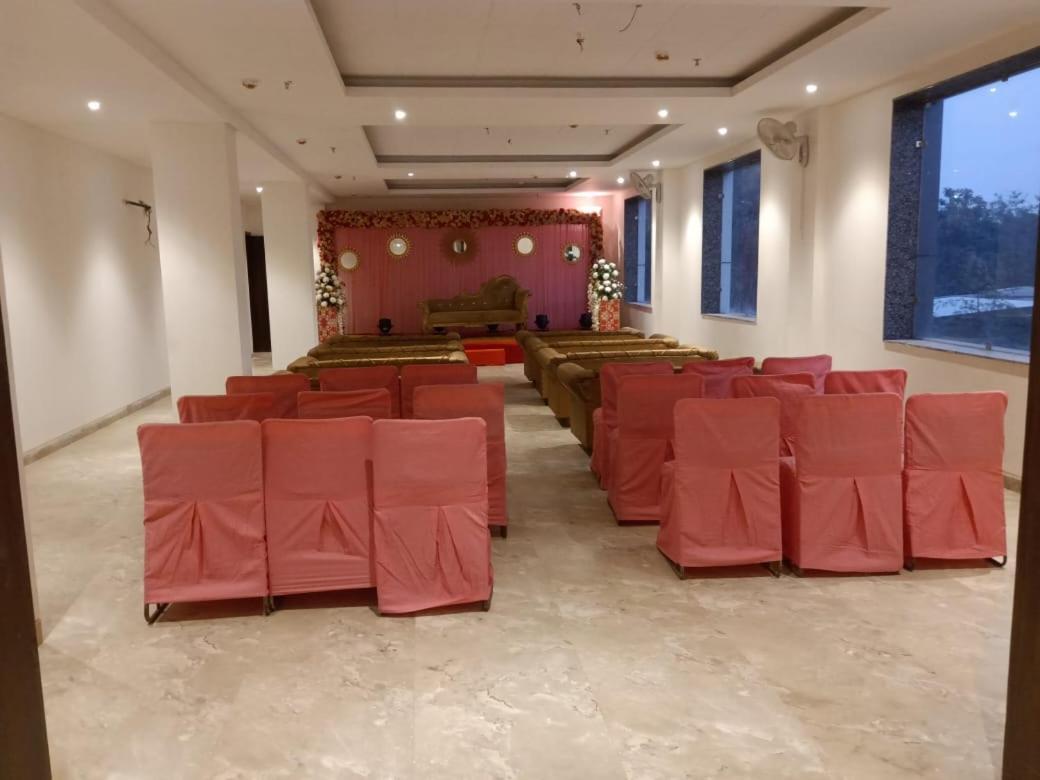 Hotel Sourav Park Inn Agra Agra  Εξωτερικό φωτογραφία